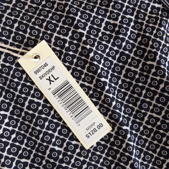 FINAL SALE 🆕🌿MAX STUDIO JUMPSUIT🌿 - Picture 8 of 8